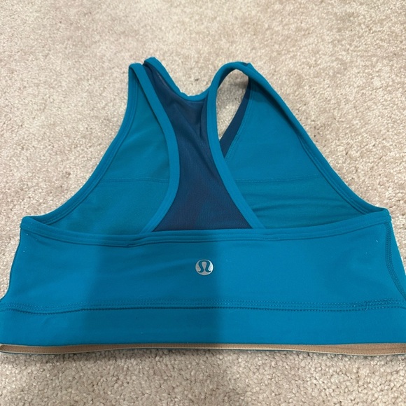 Lululemon set of 2 Sports bras size 4 - Picture 5 of 7